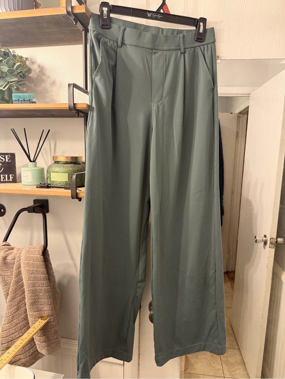 HALARA Wide-Leg Dress Pants in Sage